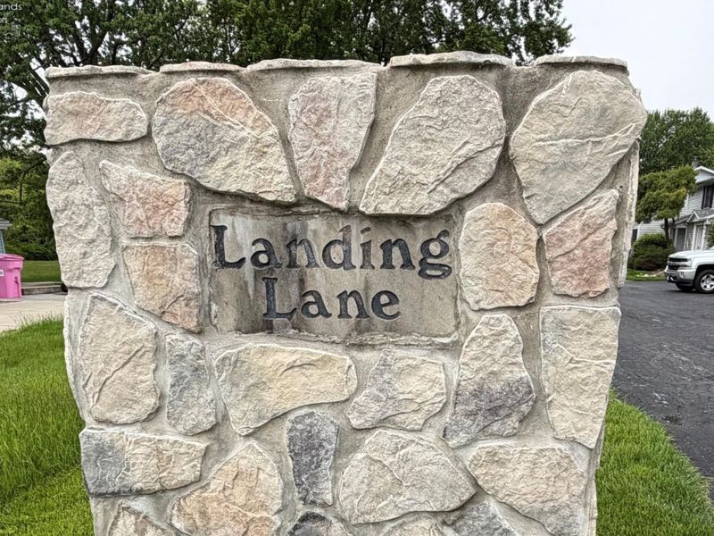 102 Landing Lane, Unit B, Marblehead, OH 43440 Photo 3