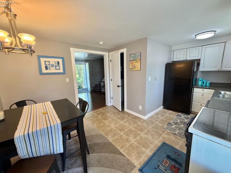 102 Landing Lane, Unit B, Marblehead, OH 43440 Photo 7
