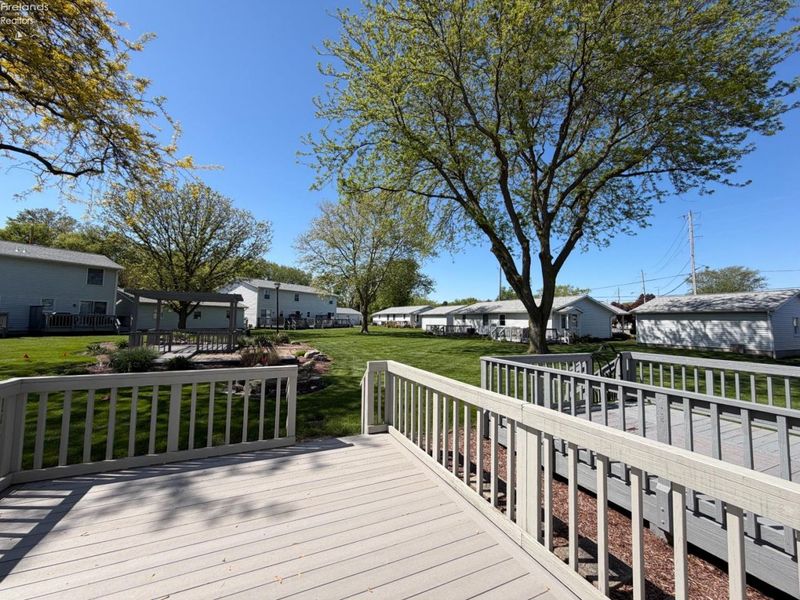 102 Landing Lane, Unit B, Marblehead, OH 43440 Photo 8