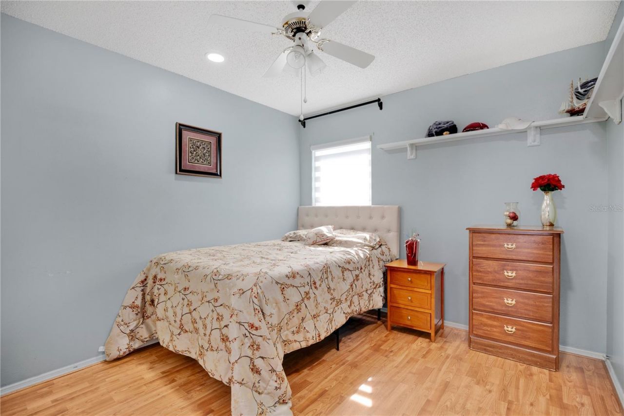 985 Hemingway Drive, Deltona, FL 32725 Photo