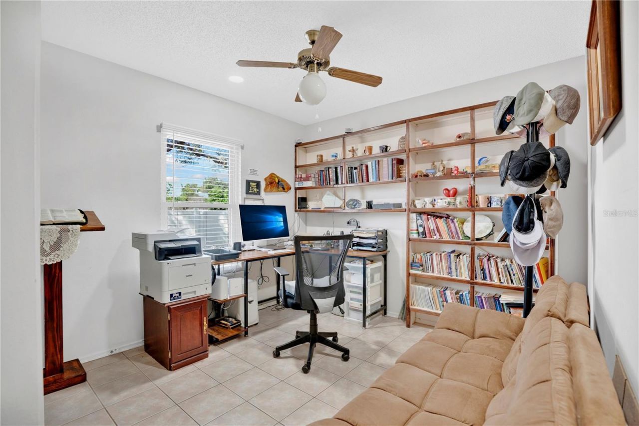985 Hemingway Drive, Deltona, FL 32725 Photo