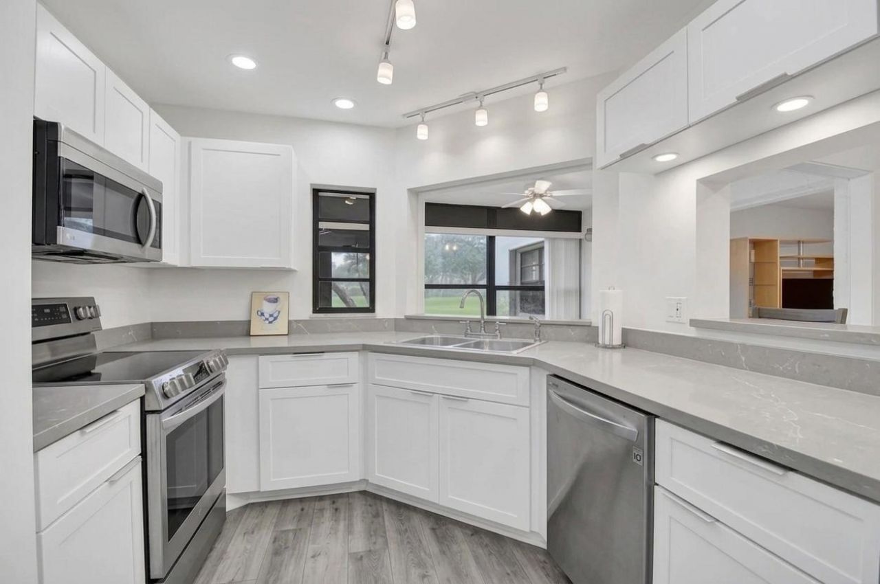 6069 Parkwalk Drive, Boynton Beach, FL 33472 Photo