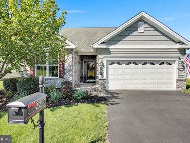 122 INDEPENDENCE WAY, MECHANICSBURG, PA 17050