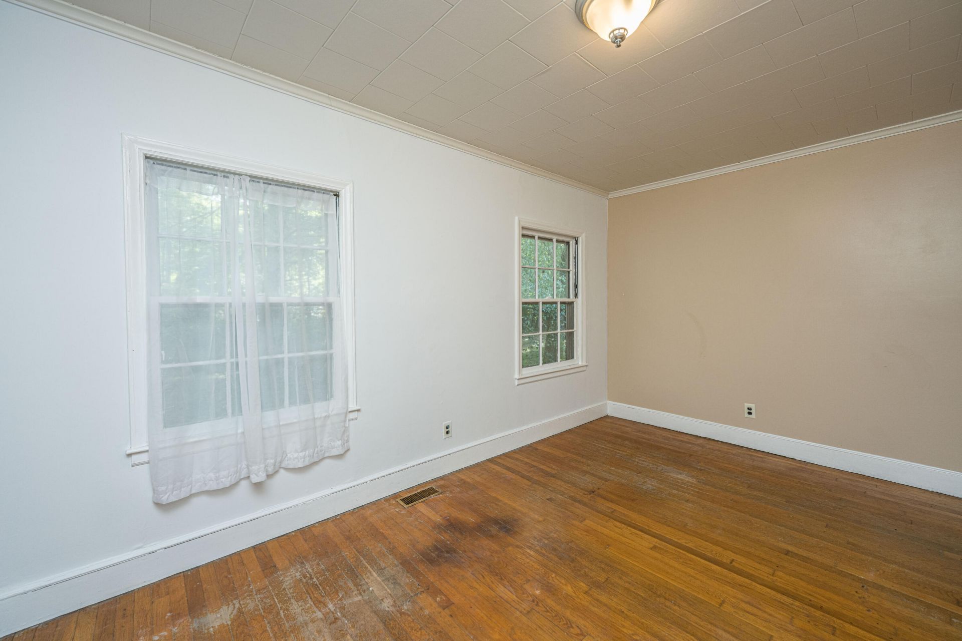 10409 Cottageville Highway Photo 11