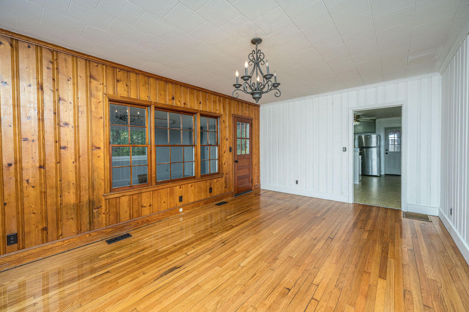 10409 Cottageville Highway Photo 14
