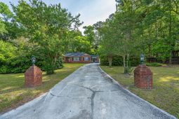 10409 Cottageville Highway photo 4