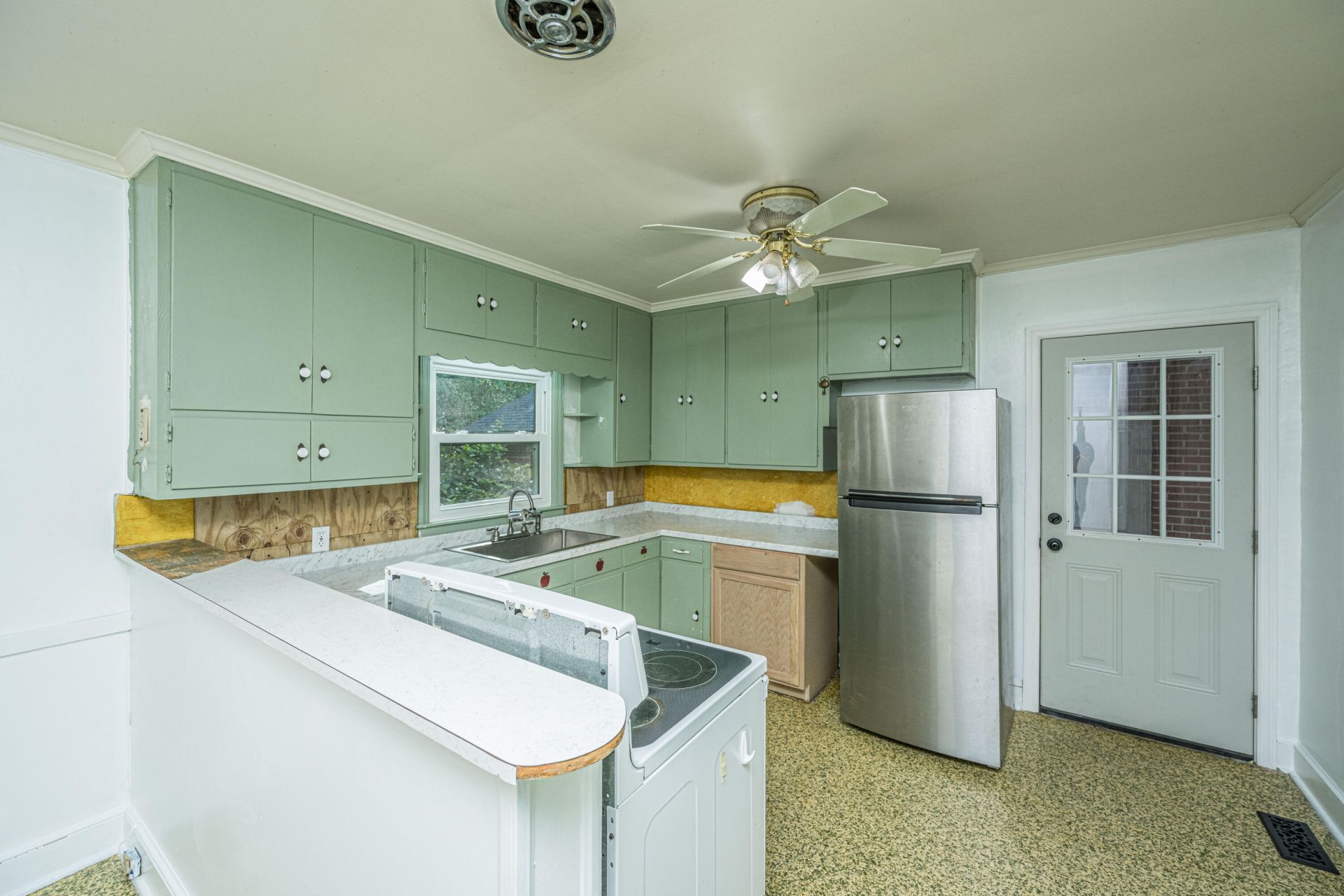 10409 Cottageville Highway Photo 22