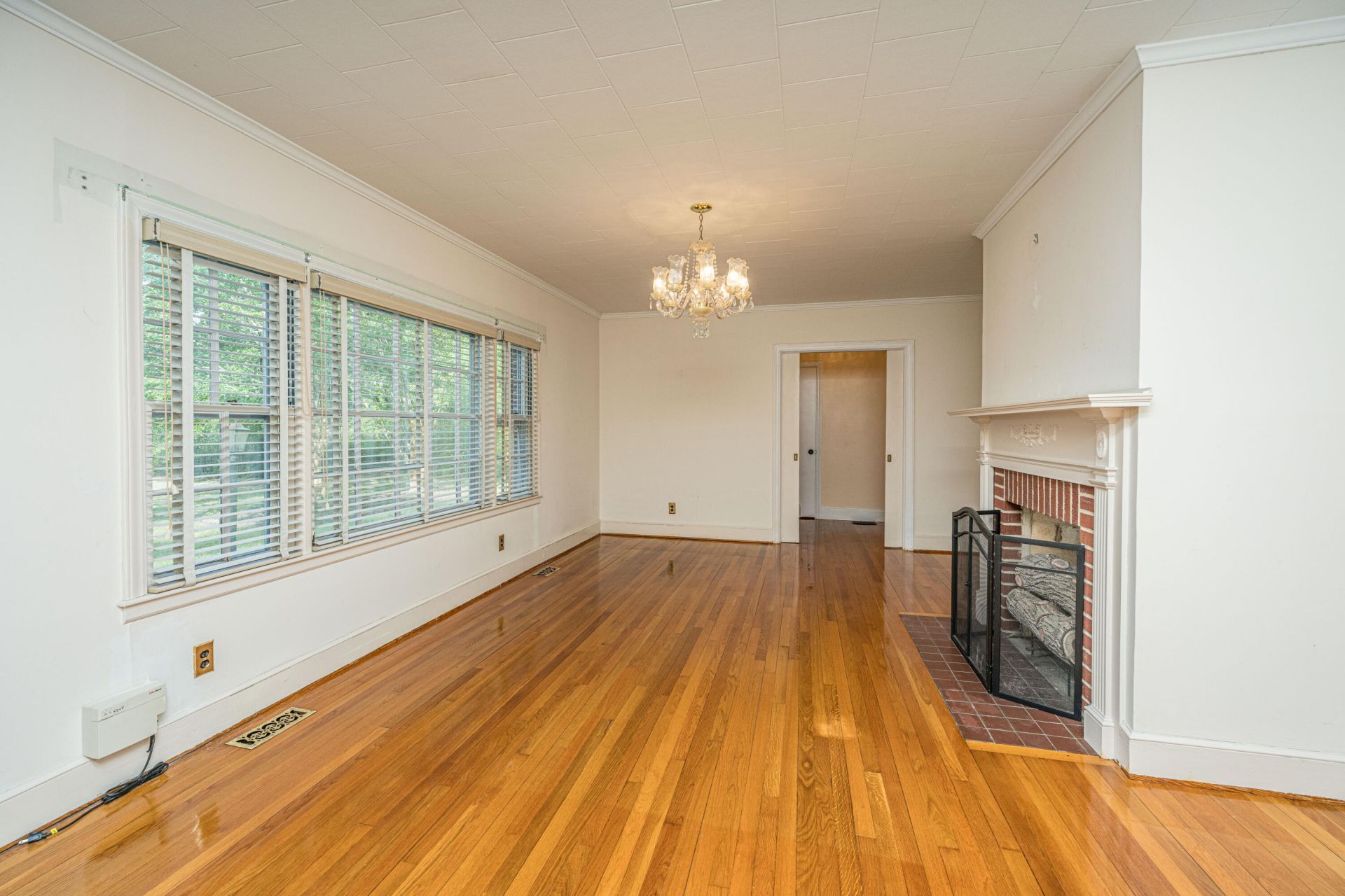 10409 Cottageville Highway Photo 9
