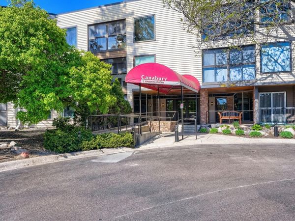 2495 Canabury Drive, Unit 334, Little Canada, MN 55117