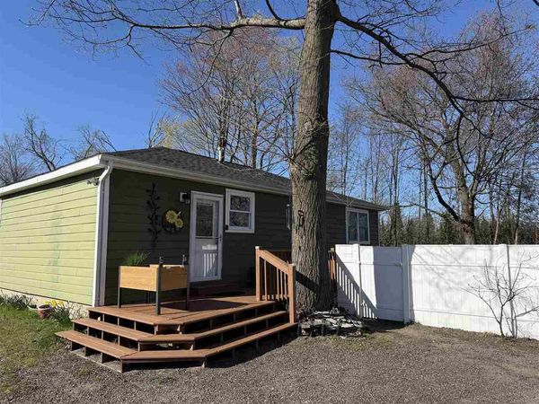 5900 N M-66, Charlevoix, MI 49720