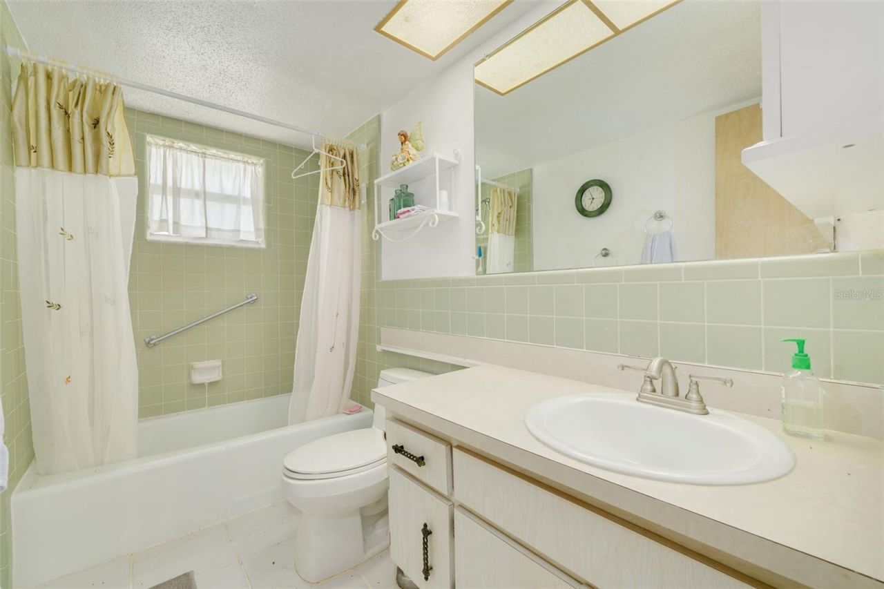 1401 Cara Drive , Unit 1401, Largo, FL 33771 Photo