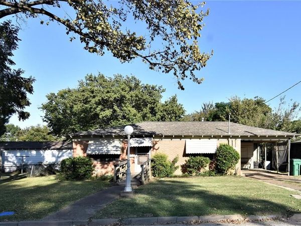 1202 Sunnyside Avenue , Cockrell Hill, TX 75211
