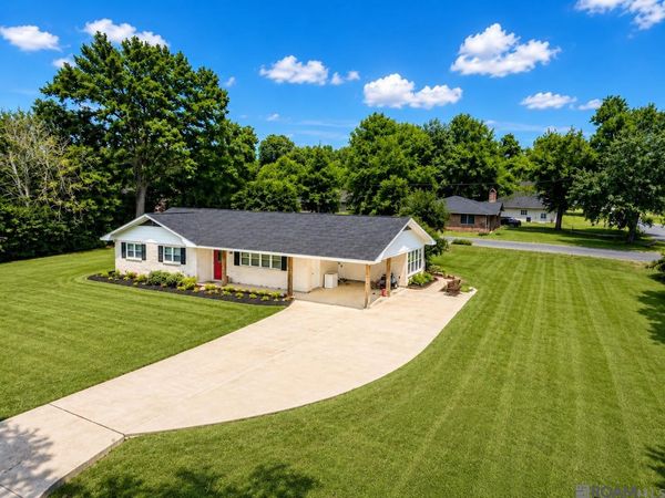 581 Crochet St, Morganza, LA 70759