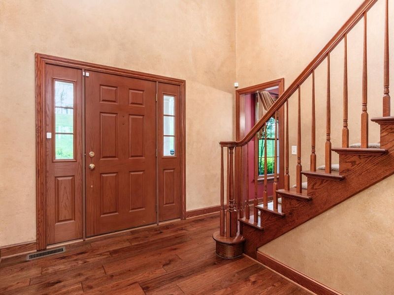 2540 Nicholas Lane, Dresden, OH 43821 Photo 4