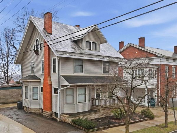 102 E Gambier Street , Mount Vernon, OH 43050