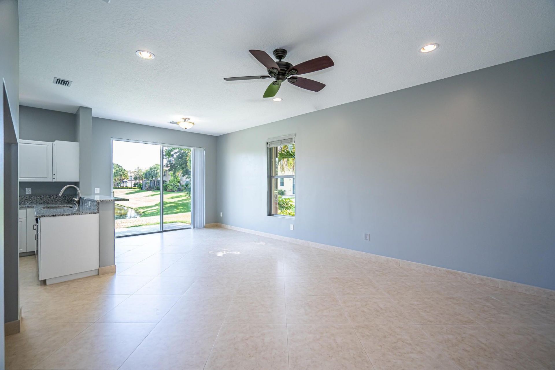 460 Rainbow Springs Terrace, Royal Palm Beach, FL 33411 Photo