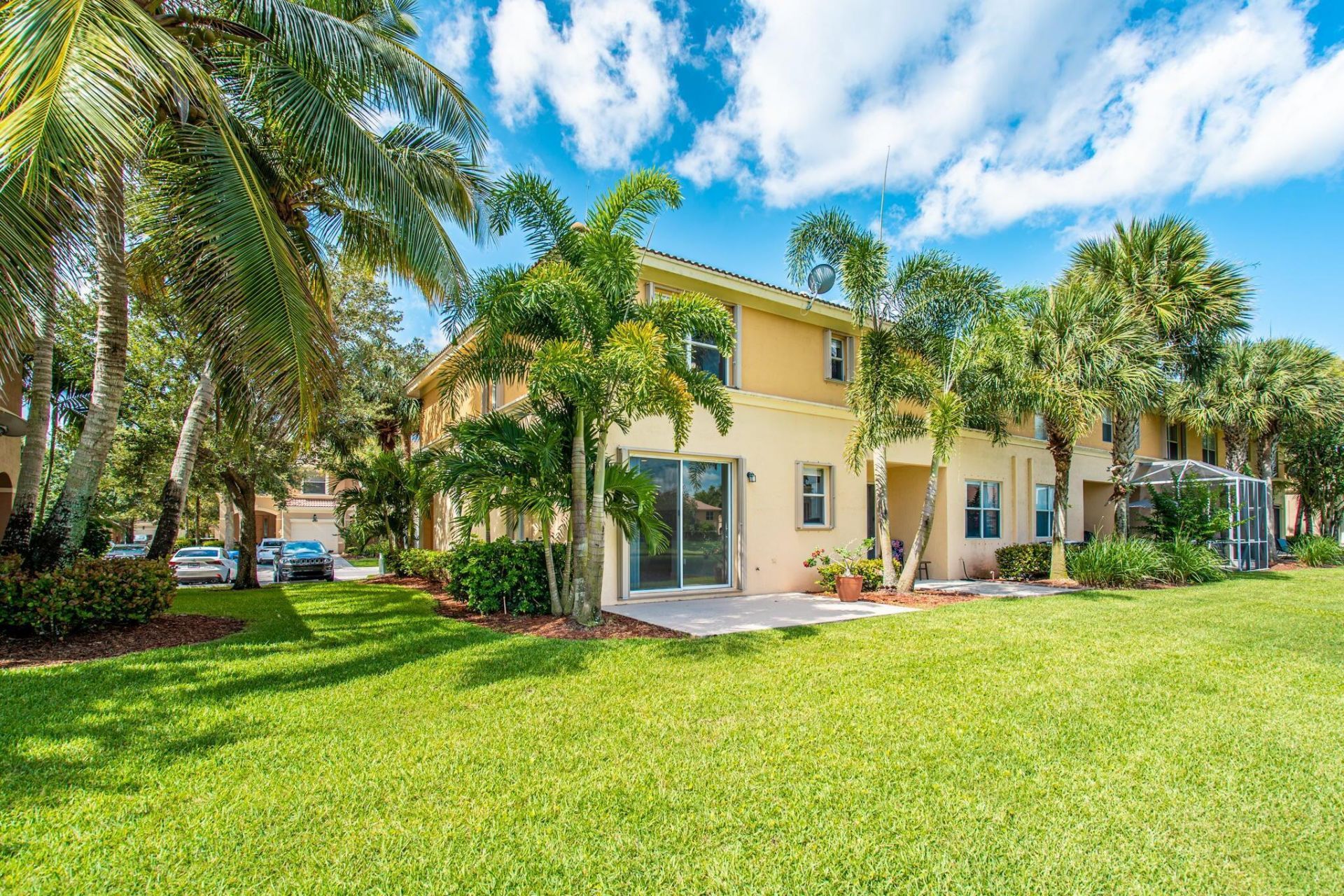 460 Rainbow Springs Terrace, Royal Palm Beach, FL 33411 Photo