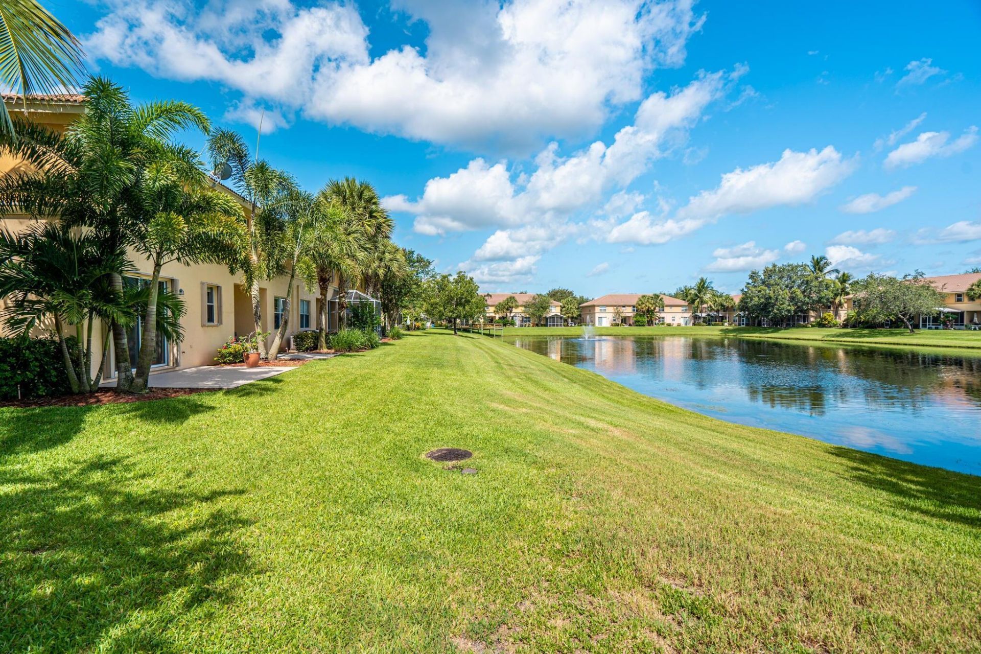 460 Rainbow Springs Terrace, Royal Palm Beach, FL 33411 Photo