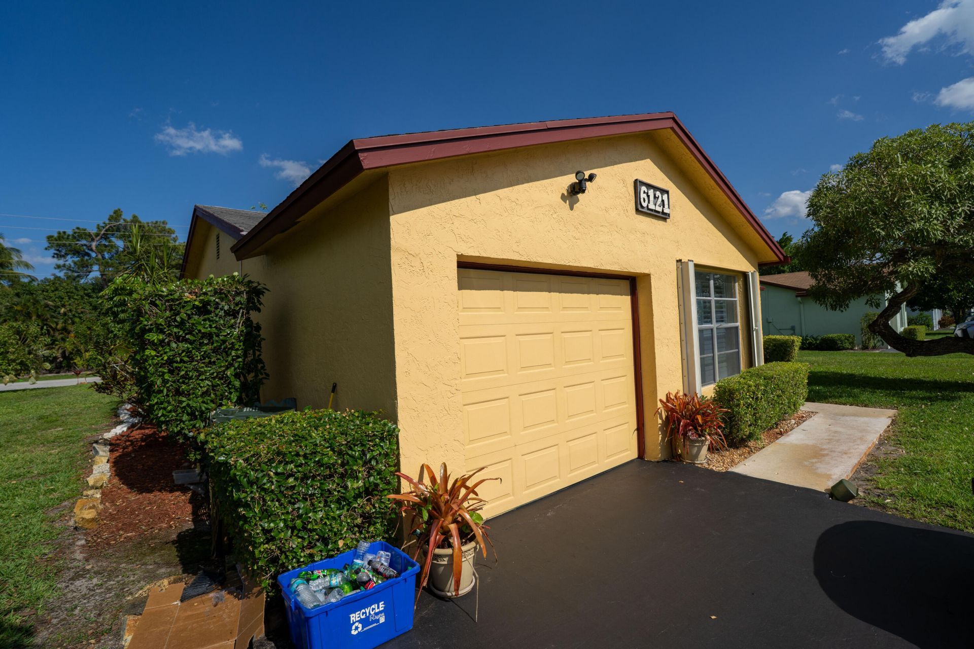 6121 Rainbow Circle, Greenacres, FL 33463 Photo