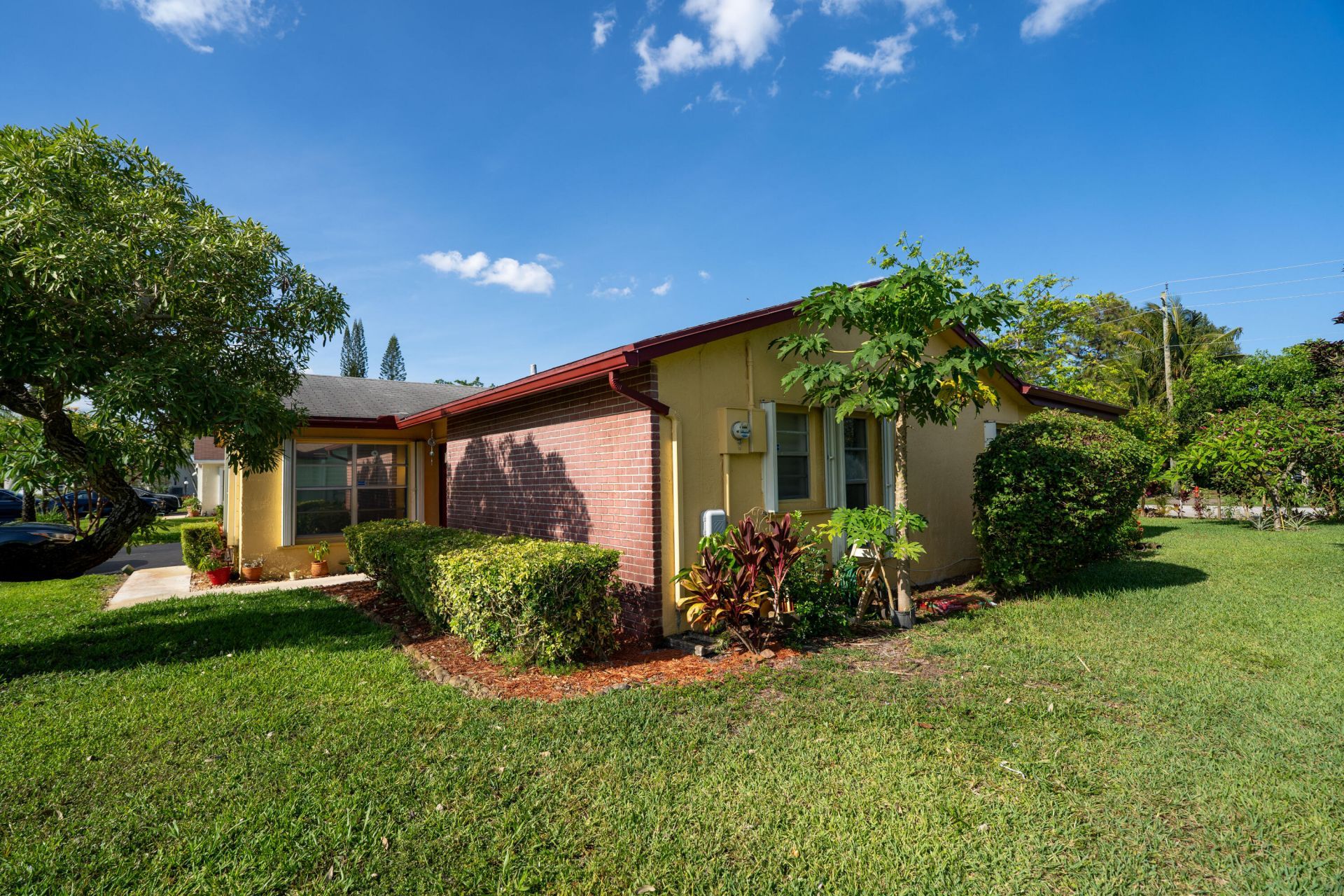 6121 Rainbow Circle, Greenacres, FL 33463 Photo