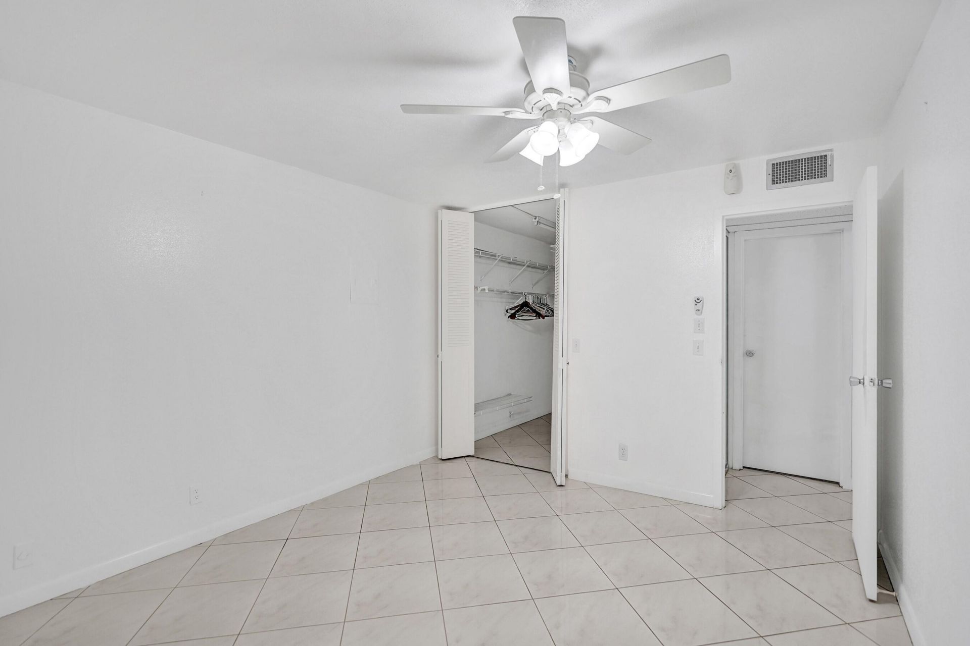 108 Valencia Boulevard, Unit E108, Delray Beach, FL 33446 Photo