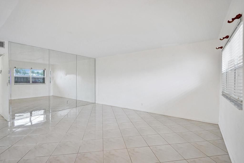 108 Valencia Boulevard, Unit E108, Delray Beach, FL 33446 Photo