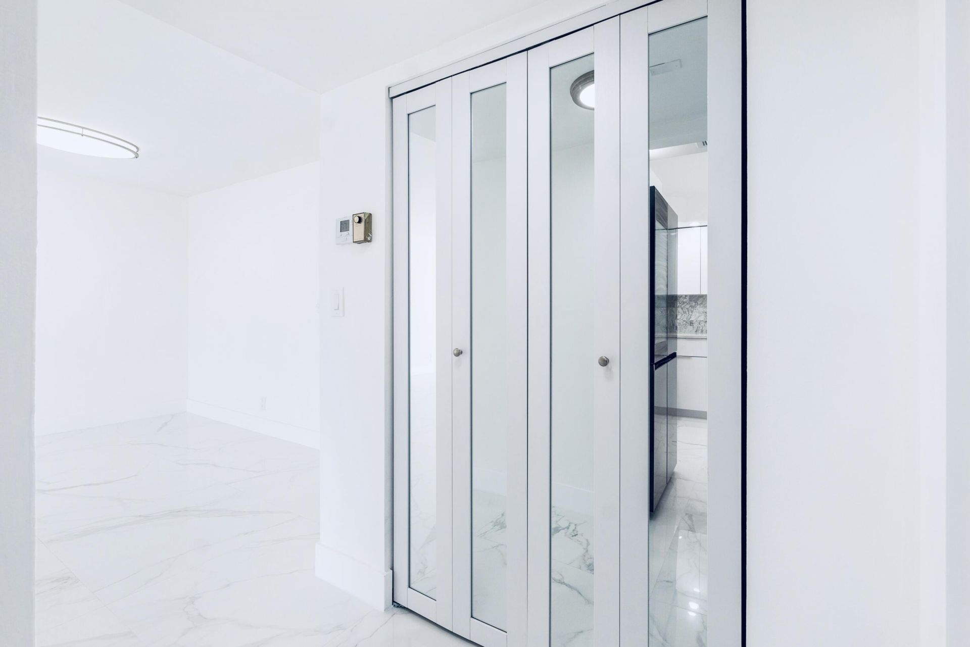 600 Parkview Drive, Unit 718, Hallandale Beach, FL 33009 Photo