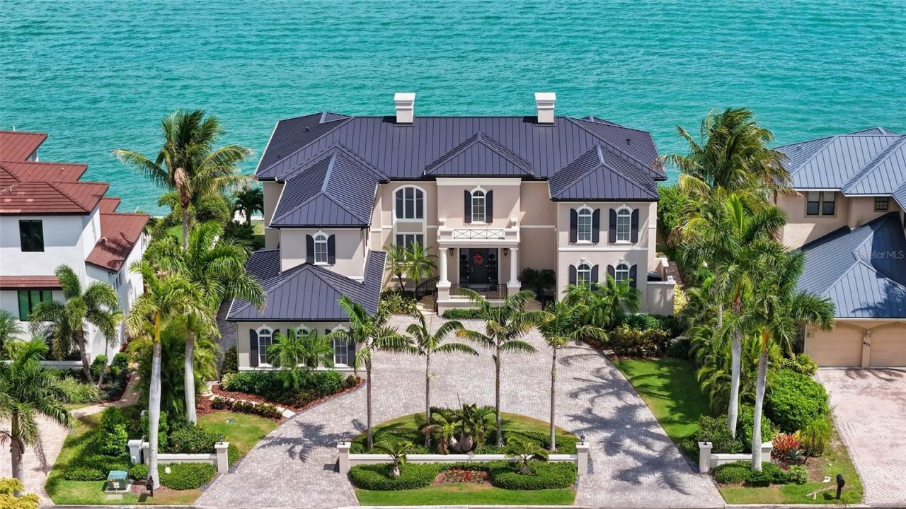 667 Mourning Dove Drive, Sarasota, FL 34236 Main Photo