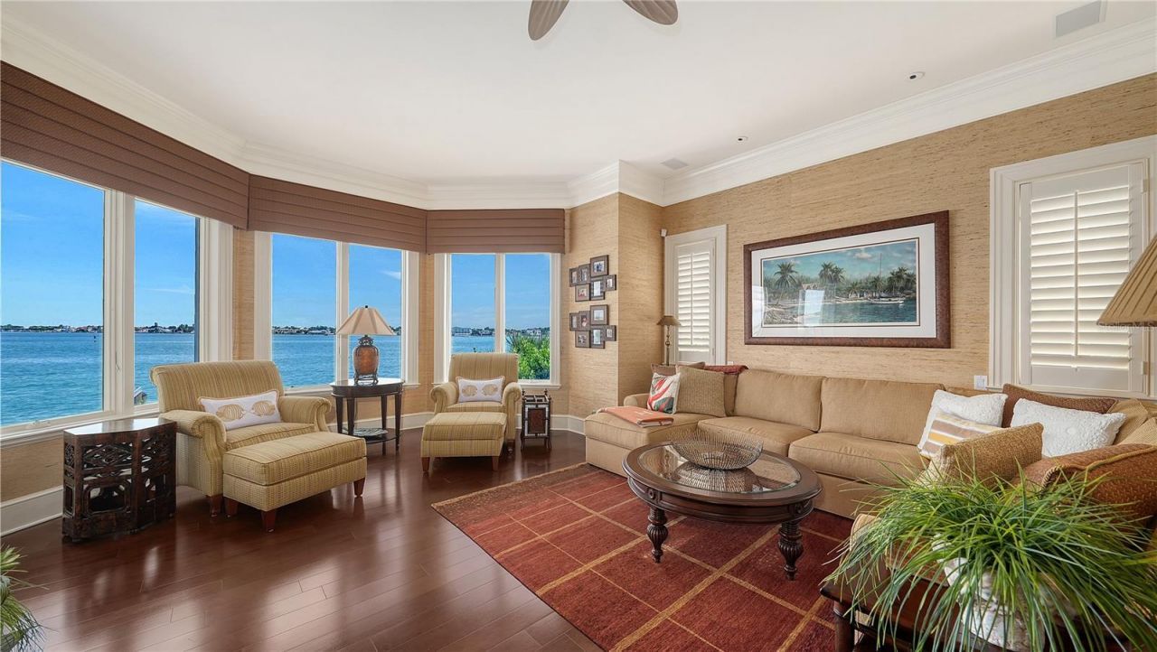 667 Mourning Dove Drive, Sarasota, FL 34236 Photo