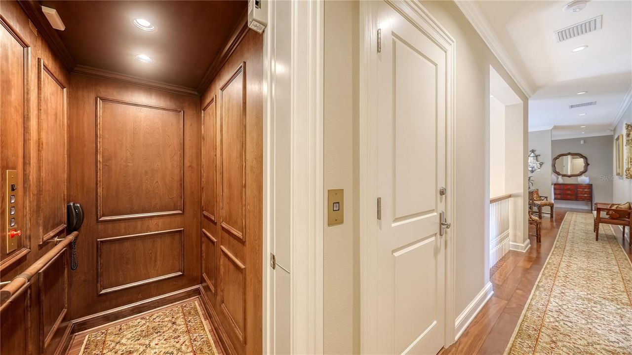 667 Mourning Dove Drive, Sarasota, FL 34236 Photo