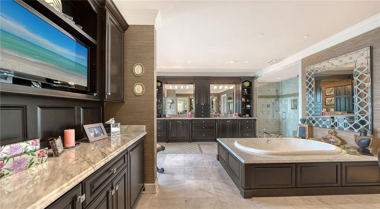 667 Mourning Dove Drive, Sarasota, FL 34236 Photo