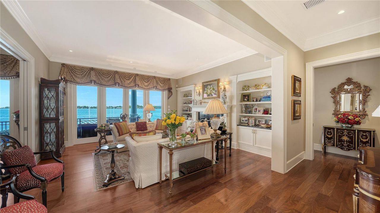 667 Mourning Dove Drive, Sarasota, FL 34236 Photo