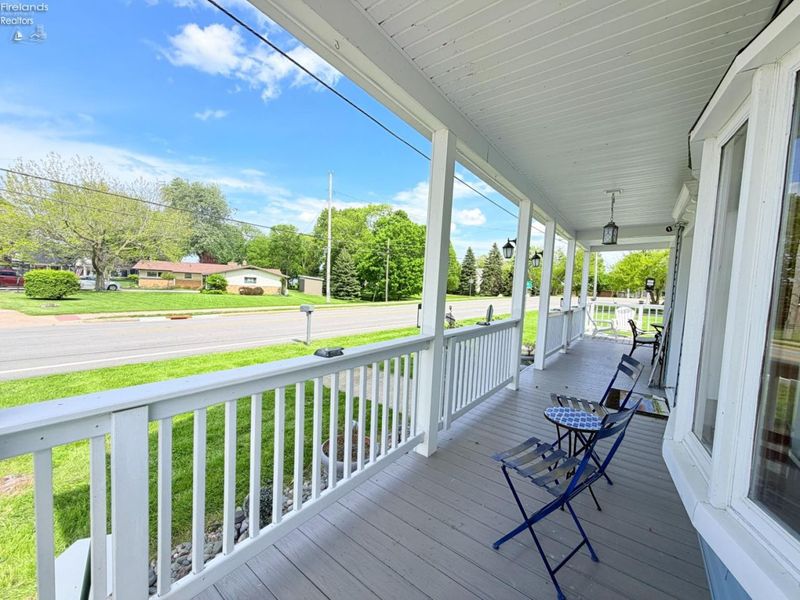 410 E Main Street, Marblehead, OH 43440 Photo 11
