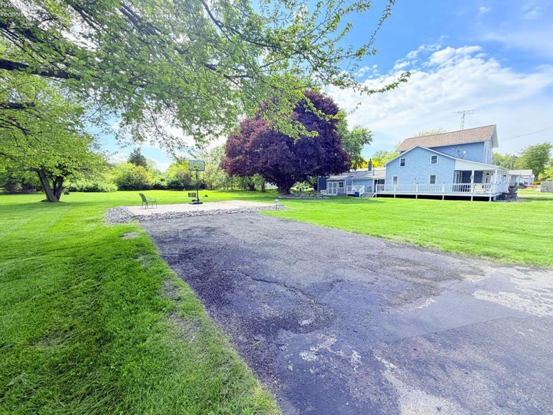 410 E Main Street, Marblehead, OH 43440 Photo 17