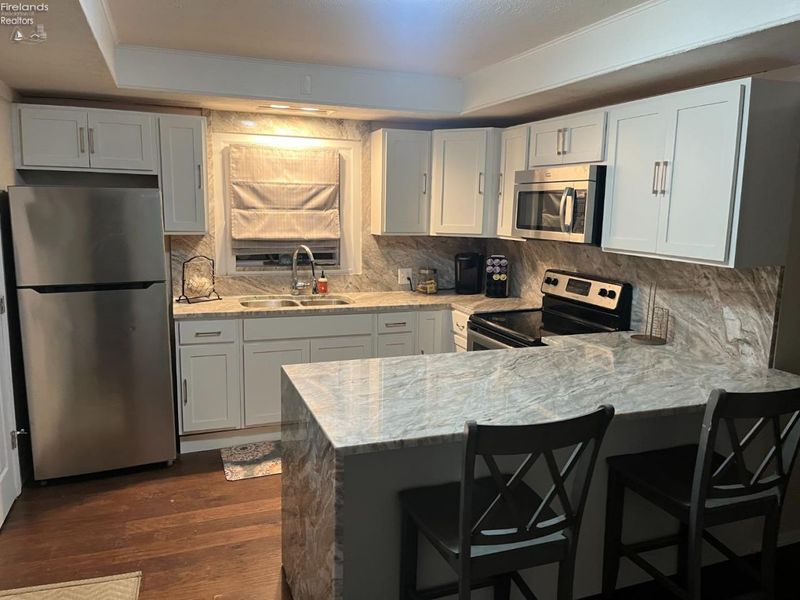 410 E Main Street, Marblehead, OH 43440 Photo 26