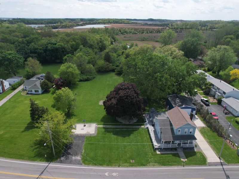 410 E Main Street, Marblehead, OH 43440 Photo 4