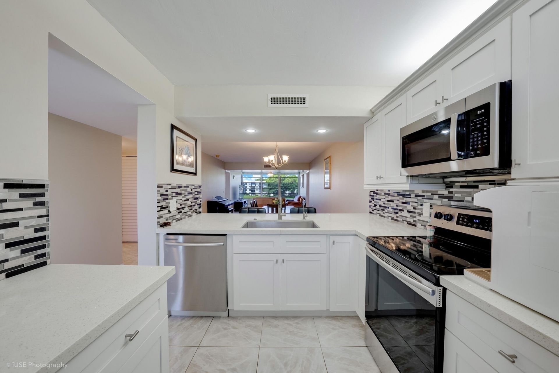 1528 Whitehall Drive, Unit 303, Davie, FL 33324 Photo