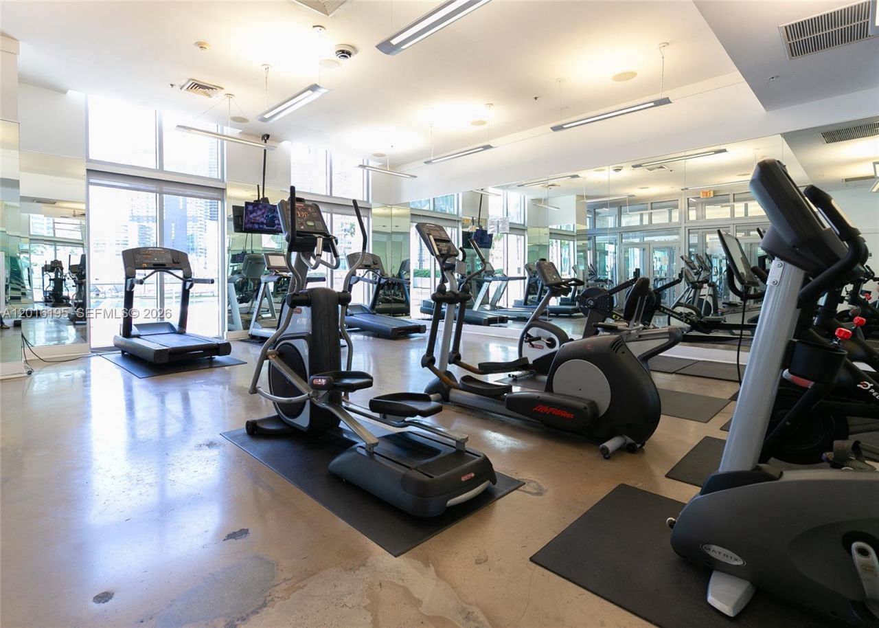 90 SW 3rd St, Unit 1611, Miami, FL 33130 Photo