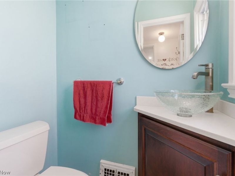 3697 Washington Boulevard, University Heights, OH 44118 Photo 11