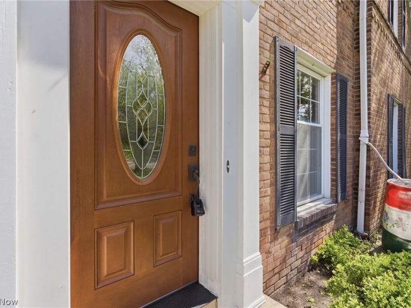 3697 Washington Boulevard, University Heights, OH 44118 Photo 2