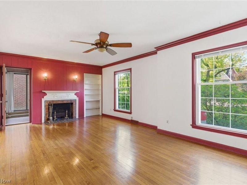 3697 Washington Boulevard, University Heights, OH 44118 Photo 4
