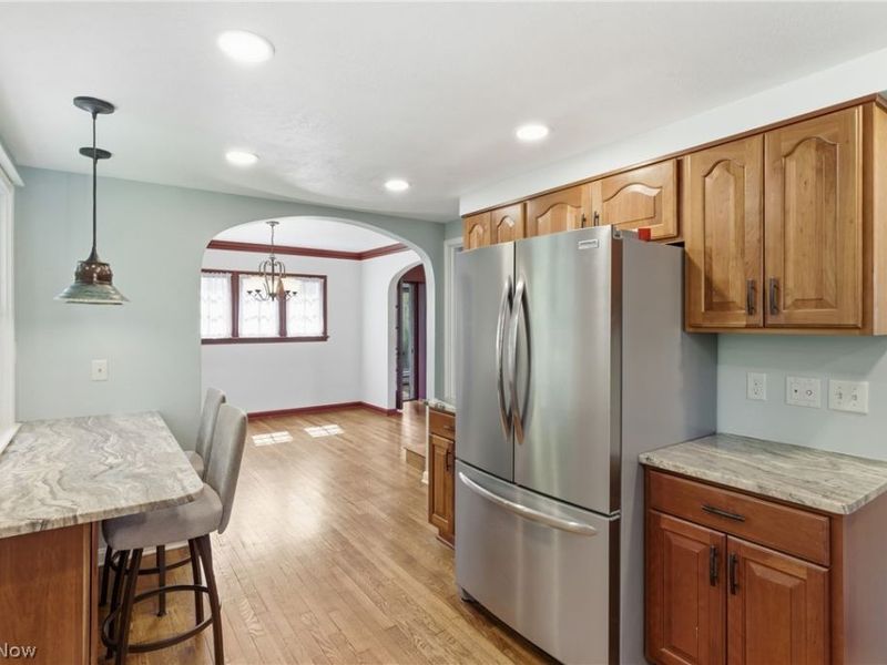 3697 Washington Boulevard, University Heights, OH 44118 Photo 8