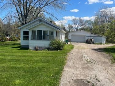 1908 Range Road, Port Huron Twp, MI 48060