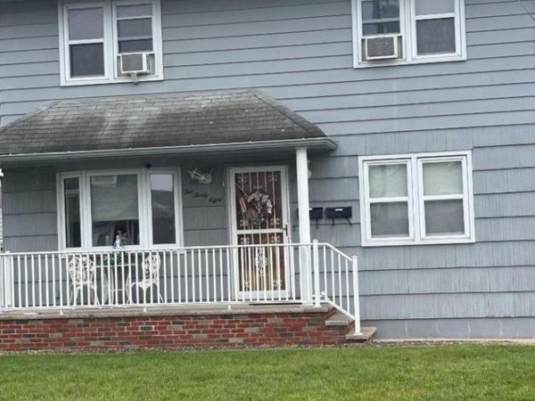 238 New St, Unit 2, Lyndhurst, NJ 07071
