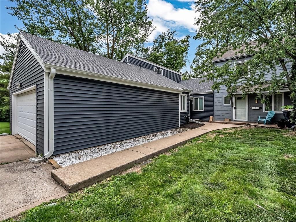 10078 N Locust Street, Kansas City, MO 64155 Main Photo
