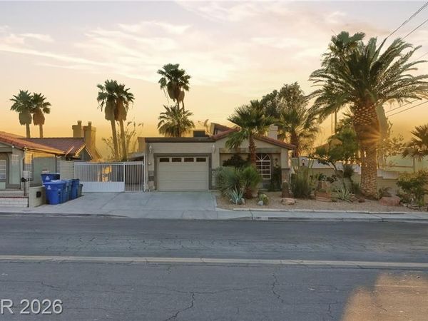 2395 Los Feliz Street , Las Vegas, NV 89156