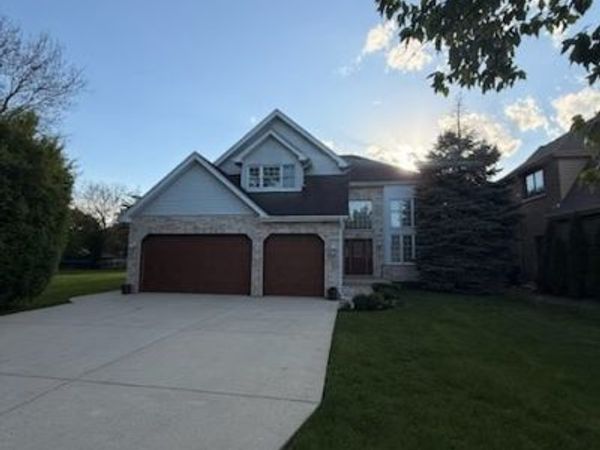 546 N 4th Avenue , Addison, IL 60101