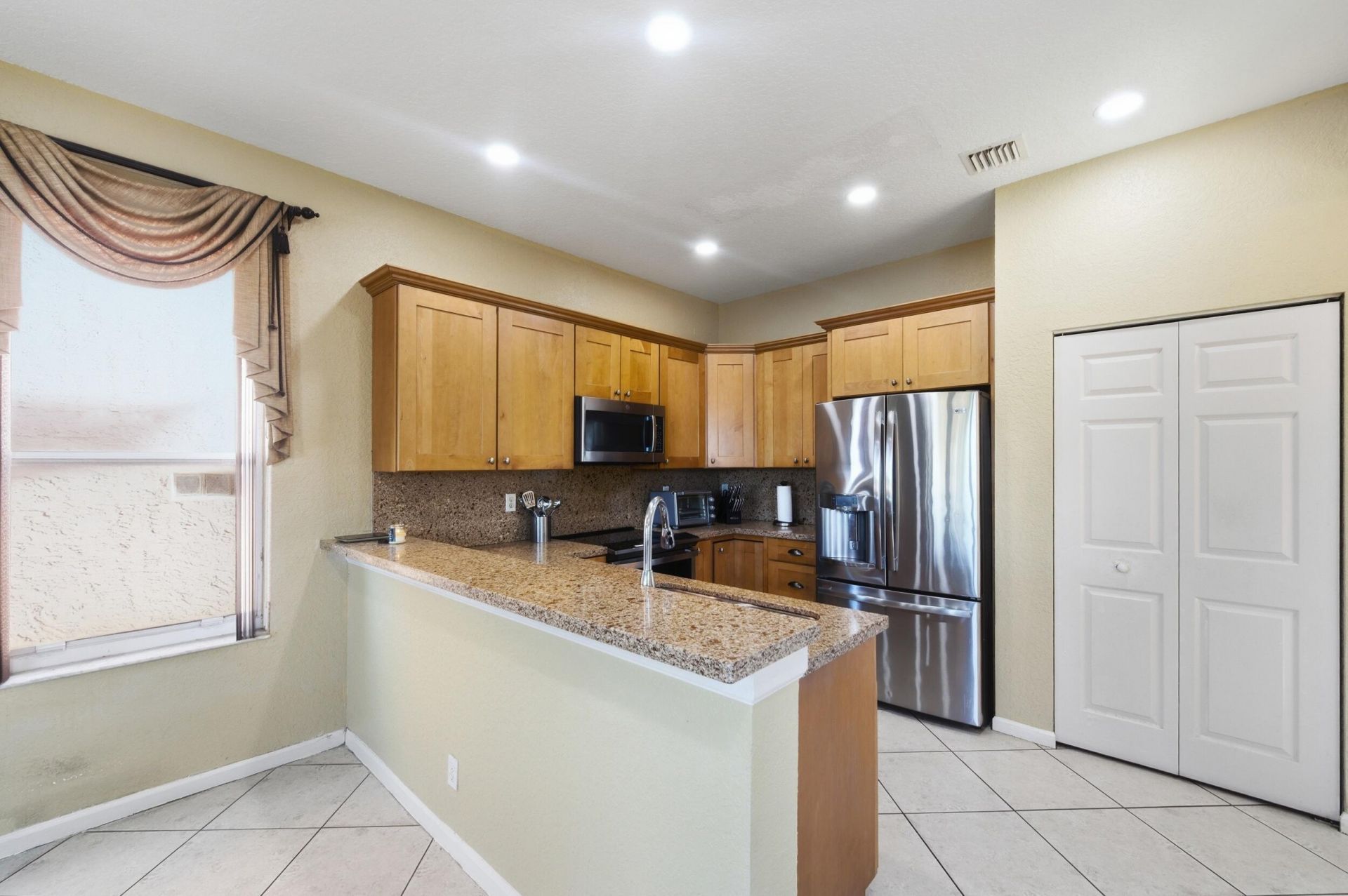 2111 SW 148th Avenue, Miramar, FL 33027 Photo