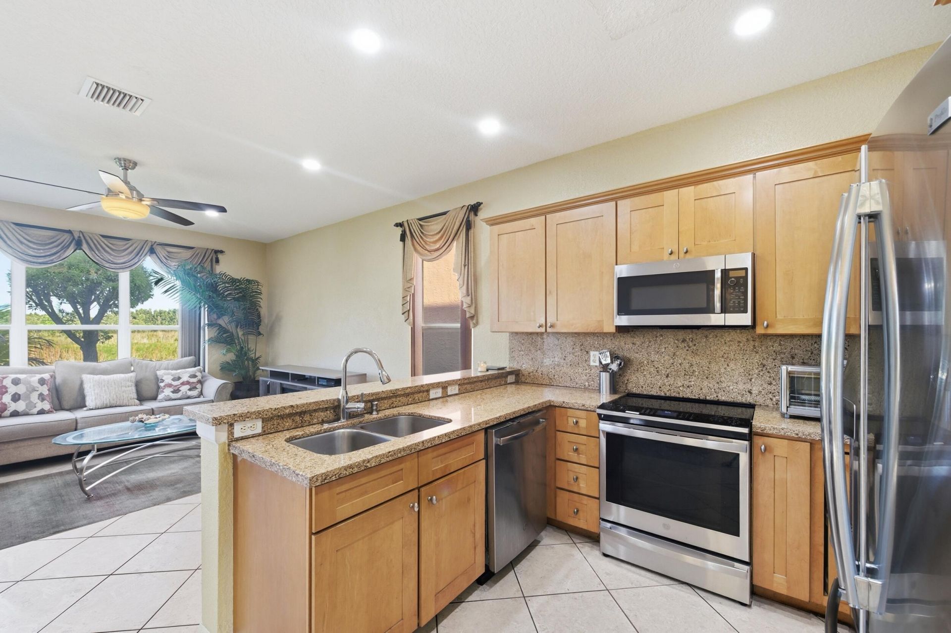 2111 SW 148th Avenue, Miramar, FL 33027 Photo