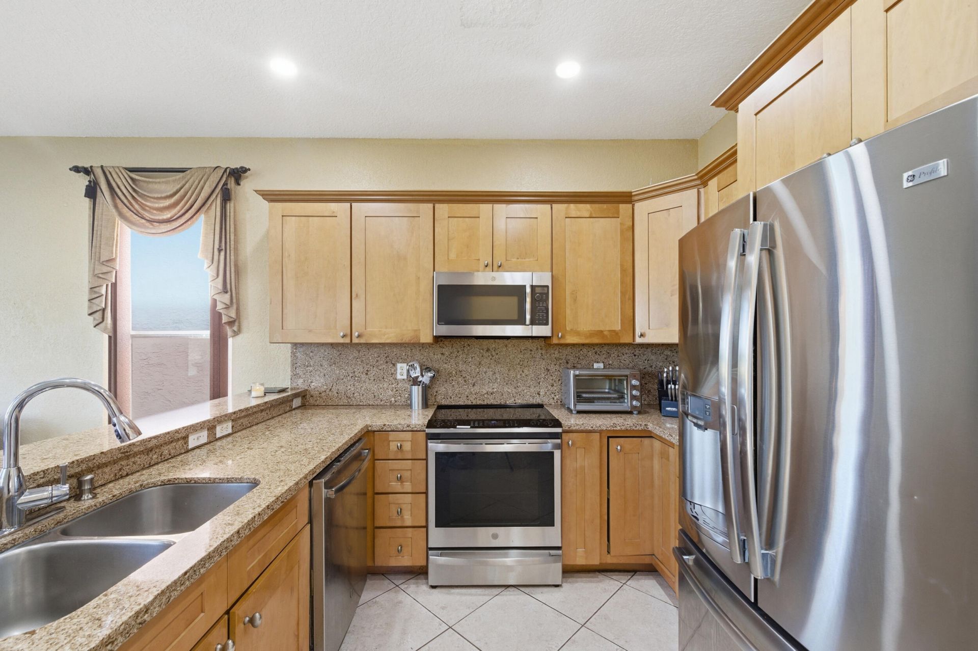 2111 SW 148th Avenue, Miramar, FL 33027 Photo